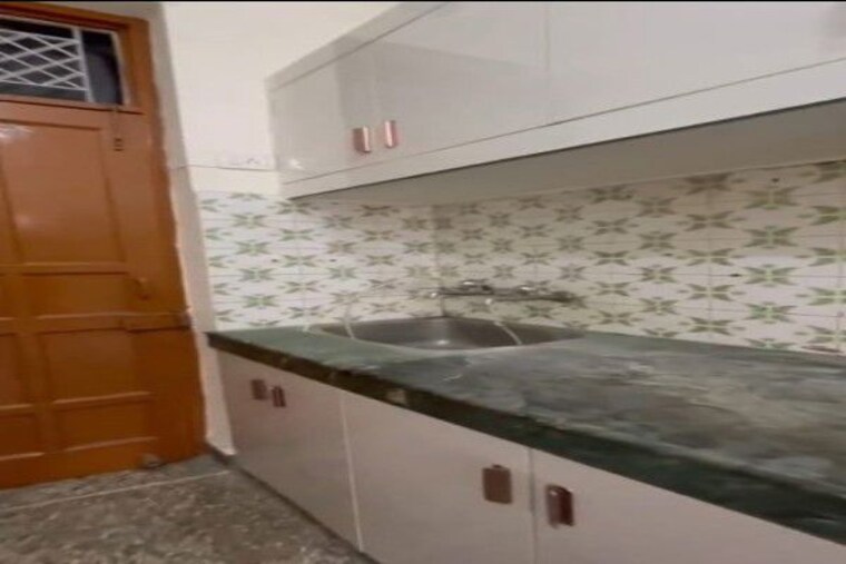 Kitchen, sector 7 3 Bedroom 60 Sq.Yd. Independent House In Sector 7 Gurgaon 10606689