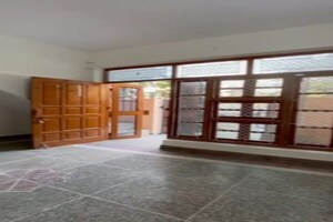 Parking in 3 BHK Independent House at Sector 7 – for Sale
