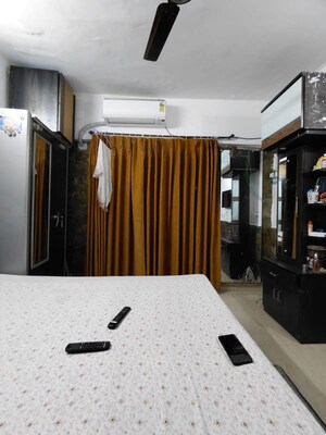 Master Bedroom in 4 BHK Apartment at DB Woods, Goregaon East – for Sale
