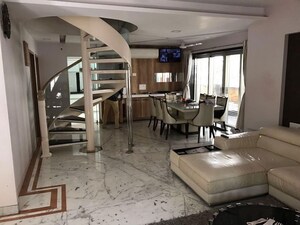 Gym in 6+ BHK Villa at Kharghar Sector 20 – for Sale