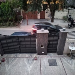 3 BHK Builder Floor – Exterior View View at Sector 31 - for Rent