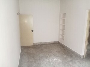 Room in  Office Space at Peelamedu – for Rent