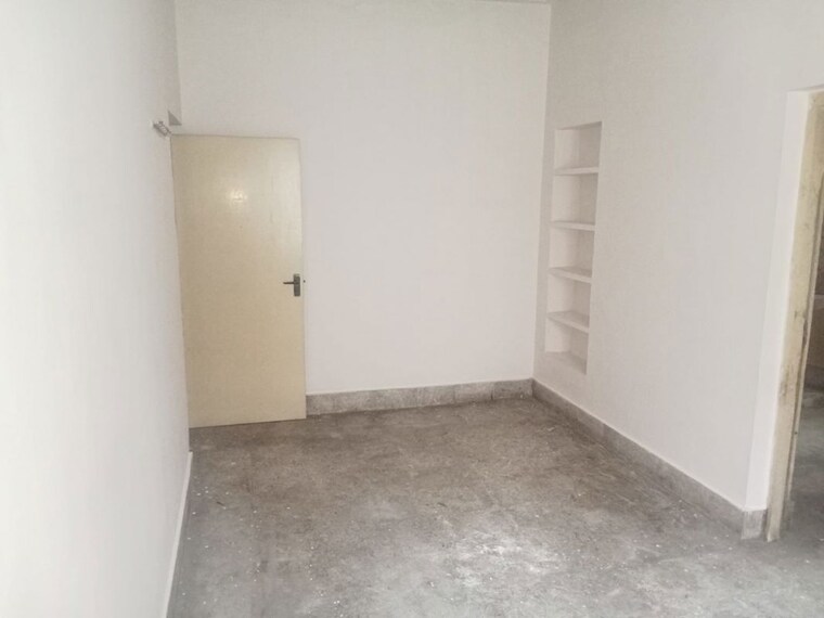 Room, peelamedu Commercial Office Space 2000 Sq.Ft. In Peelamedu Coimbatore 10605764