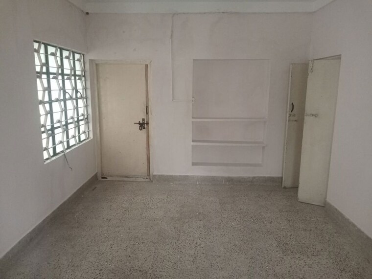 Room, peelamedu Commercial Office Space 2000 Sq.Ft. In Peelamedu Coimbatore 10605764