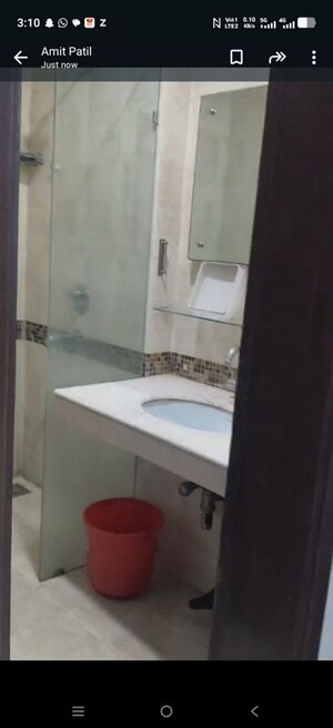 Bathroom in 2.5 BHK Apartment at Oberoi Realty Woods, Goregaon East – for Rent