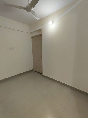 Room in 1 BHK Apartment at Mhada Pratiksha Nagar Sion, Sion – for Rent