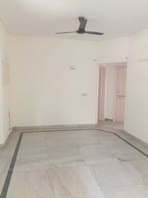 3 BHK Apartment For Rent in Shree Ganesh Apartments CGHS, Sector 45