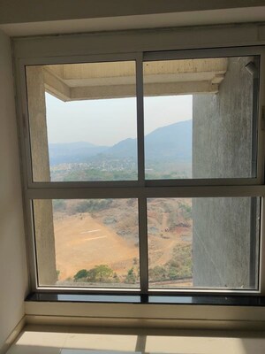 Room in 1 BHK Apartment at JVM Aroma, Kasarvadavali – for Sale