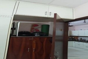 Furnished Amenities in 5 BHK Independent House at Krishna Colony – for Sale