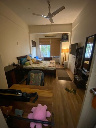 2 BHK Apartment For Sale in Sadanand Classic in Khar West, Mumbai