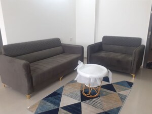 2 BHK Apartment For Rent in La Gloriosa Apartment, Kalyani Nagar