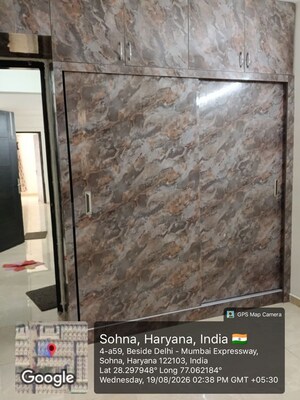 Room in 3 BHK Builder Floor at Signature Global Park 4 and 5, Sohna Sector 36 – for Rent