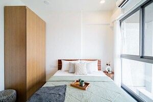 Bedroom in 2 BHK Apartment at DLH Dream Tower, Jogeshwari West – for Sale
