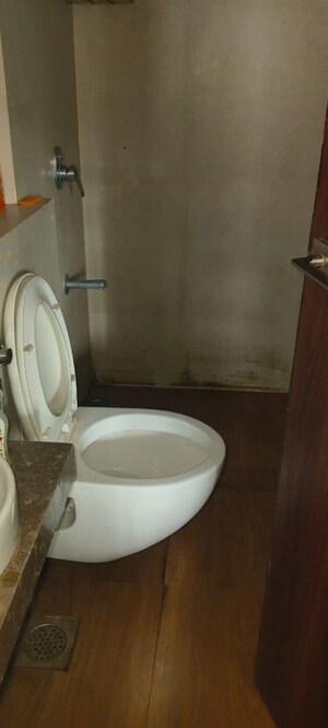 Bathroom in 1 BHK Apartment at Alta Vista Phase I, Chembur – for Rent
