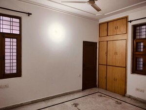 Room in 2 BHK Independent House at Nar Vihar 1, Sector 34 – for Rent