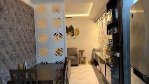 Team Area in 2 BHK Apartment at Meenakshi Apartament, Infantry Road – for Rent