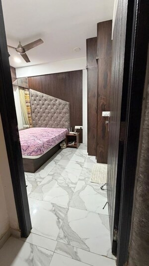 Bedroom in 2 BHK Apartment at Meenakshi Apartament, Infantry Road – for Rent
