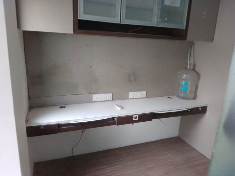undefined, paramar-bhavan Commercial Office Space 986 Sq.Ft. In Charai Thane 10606878