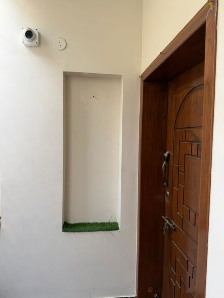 Room, hbr layout 4 Bedroom 2200 Sq.Ft. Independent House In Hbr Layout Bangalore 10606898
