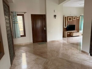Room in 4 BHK Independent House at Hbr Layout – for Rent