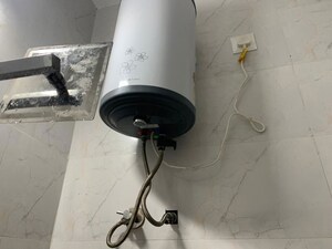 Bathroom in 2 BHK Apartment at Aeropolis Phase II, Dhanori – for Rent