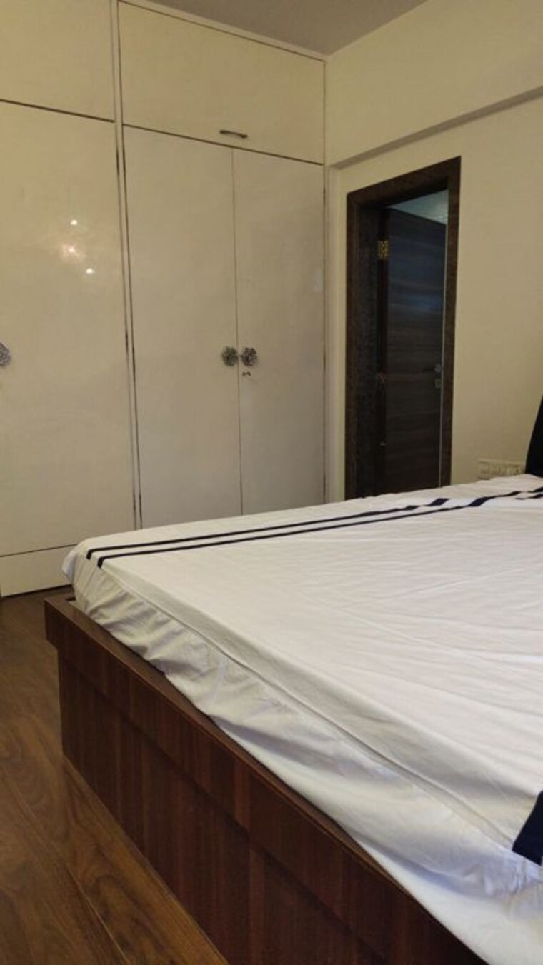 Bathroom, samartha-meghdoot-apartment 3 Bedroom 2105 Sq.Ft. Apartment In Andheri West Mumbai 10606903