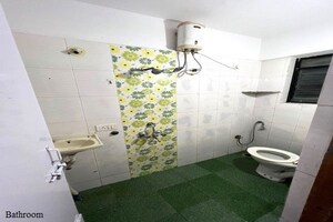 Bathroom in 3 BHK Apartment at Preet Nagar – for Rent