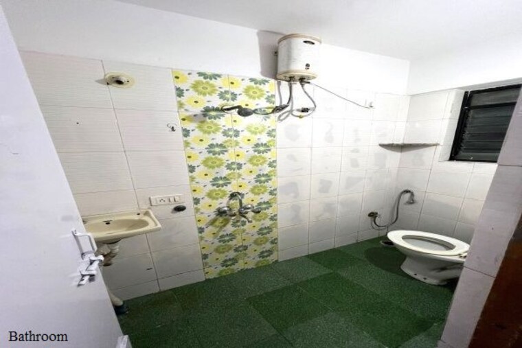 Bathroom, preet nagar 3 Bedroom 1350 Sq.Ft. Apartment In Preet Nagar Pune 10606885