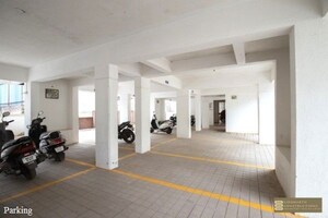Parking in 3 BHK Apartment at Preet Nagar – for Rent