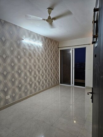 2 BHK + Prayer Room Apartment For Rent in Signature Orchard Avenue 2 in Sector 93, Gurgaon