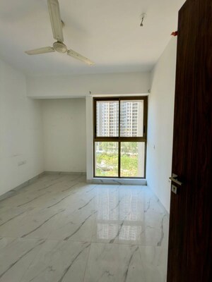 Room in 2 BHK Apartment at Raymond Ten X Habitat, Pokhran Road No Two – for Rent