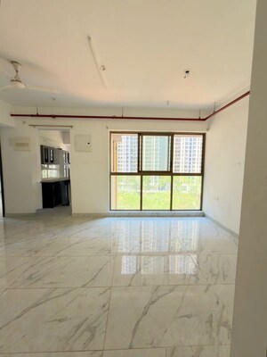 Room in 2 BHK Apartment at Raymond Ten X Habitat, Pokhran Road No Two – for Rent
