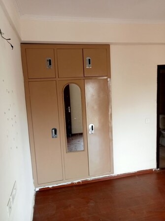 3.5 BHK + Prayer Room,Study Room,Store Room 1600 Sq.Ft. Apartment in Amrapali Terrace Homes