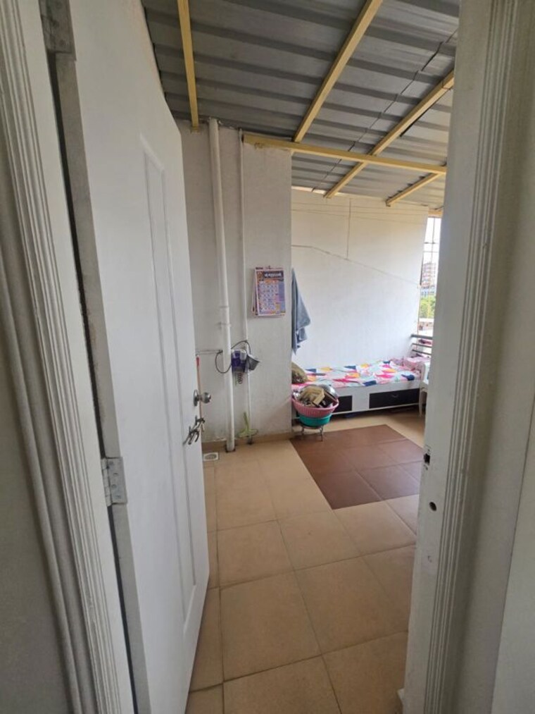 Bathroom, magarpatta-sylvania 1 Bedroom 850 Sq.Ft. Apartment In Hadapsar Pune 10606995