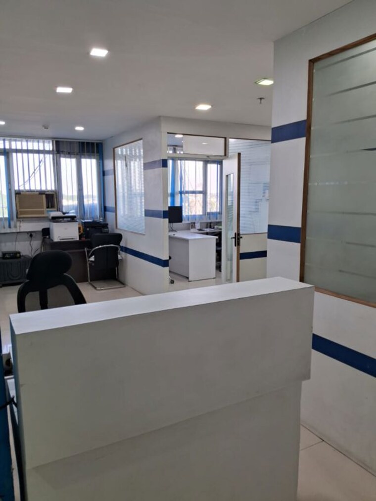 Team Area, sector 34 Commercial Office Space 1200 Sq.Ft. In Sector 34 Chandigarh 10606998