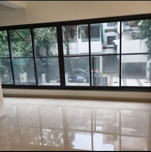 Room in 2 BHK Apartment at Atharv Abrol, Vile Parle East – for Sale