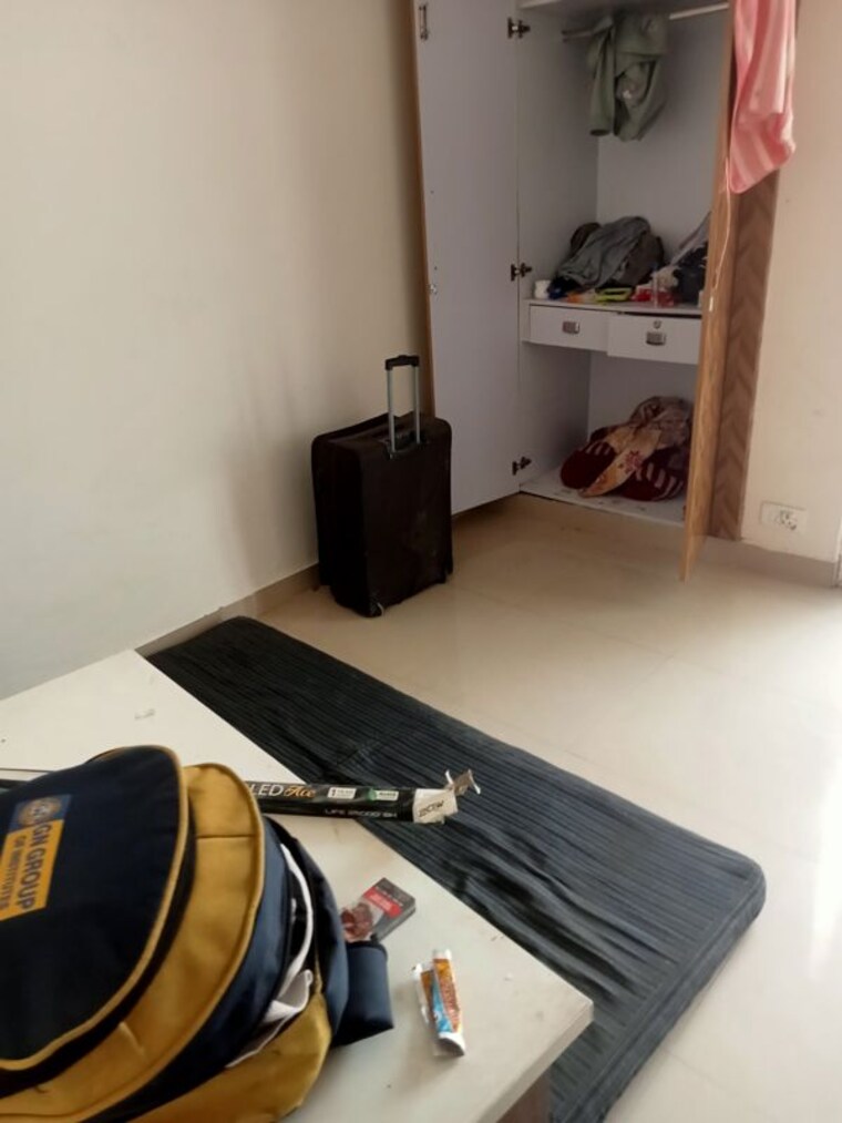 Team Area, amrapali-terrace-homes 3 Bedroom 1600 Sq.Ft. Apartment In Tech Zone 4 Greater Noida Greater Noida 10607012