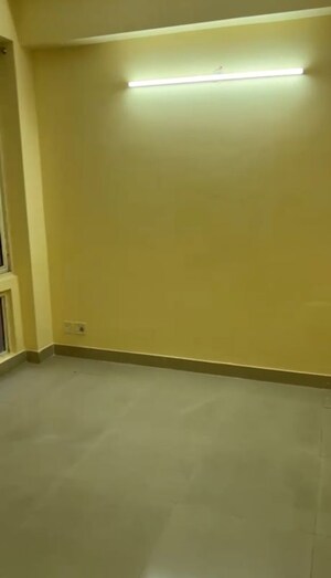 Room in 3 BHK Apartment at Today Ridge Residency, Sector 135 – for Rent