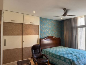 Team Area in 3 BHK Apartment at Hiranandani Estate Burlington, Ghodbunder Road – for Rent