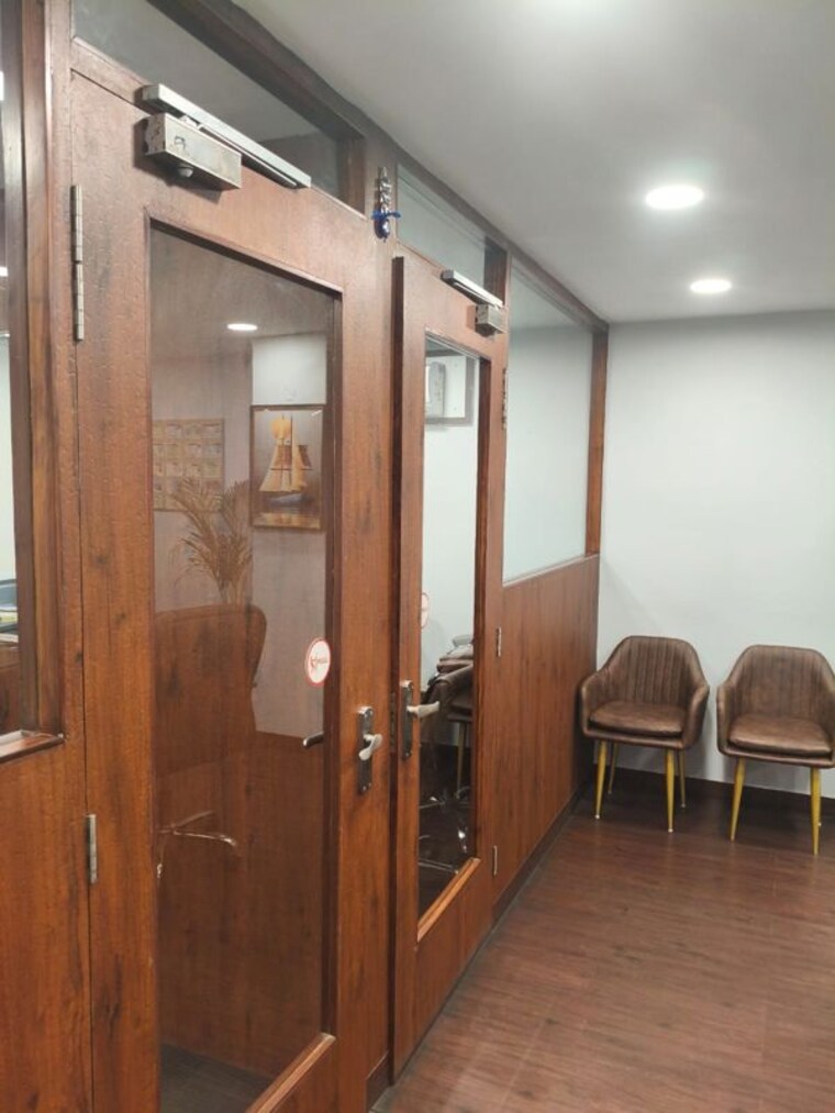 Gym, sector 35 Commercial Office Space 650 Sq.Ft. In Sector 35 Chandigarh 10607025