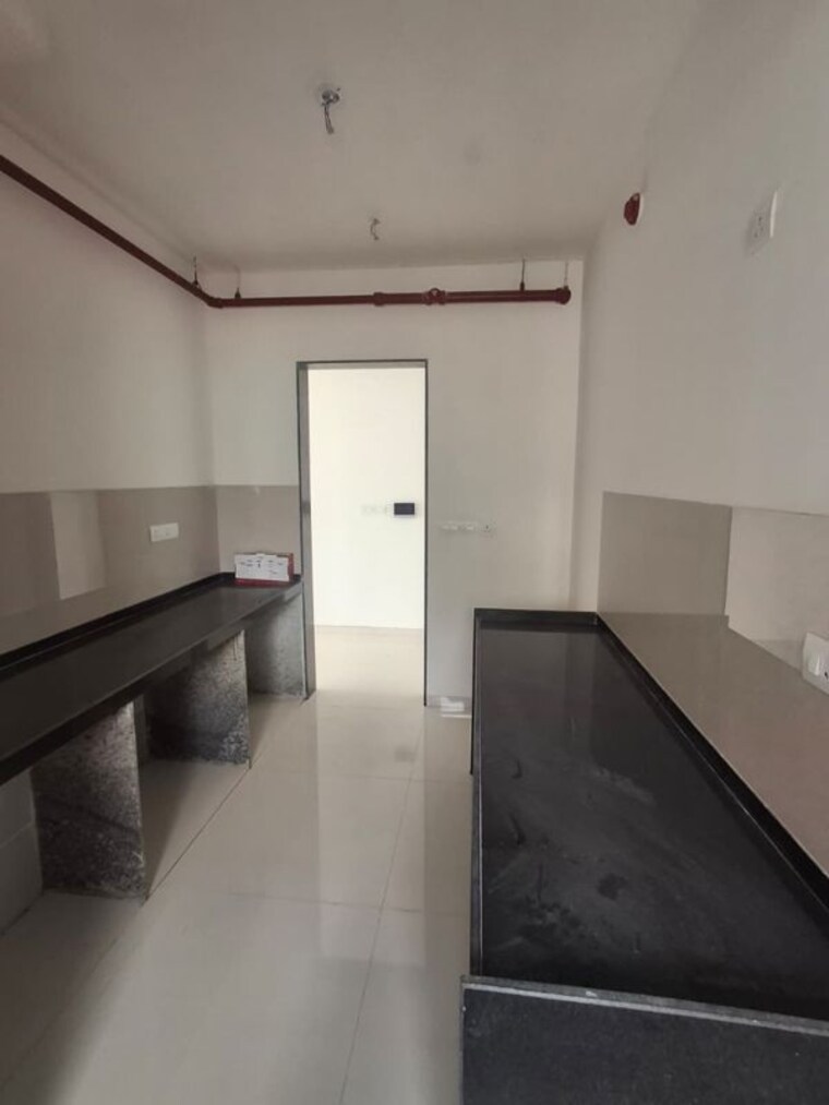 Kitchen, runwal-nirvana 3 Bedroom 1078 Sq.Ft. Apartment In Parel Mumbai 10607027