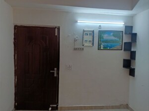 Room in 1 BHK Builder Floor at Gulmohar Estate, Pi Greater Noida – for Rent