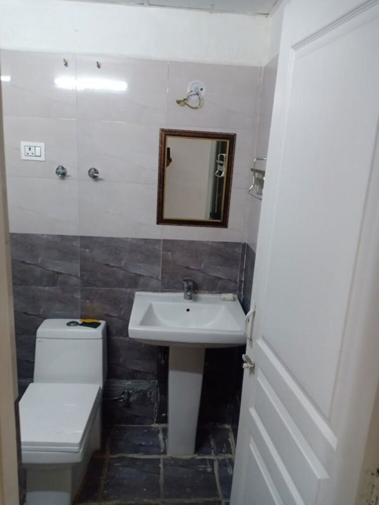 Kitchen, gulmohar-estate 1 Bedroom 40 Sq.Mt. Builder Floor In Pi Greater Noida Greater Noida 10607021