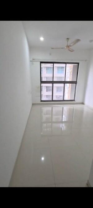 Room in  Apartment at UK Iridium, Kandivali East – for Rent