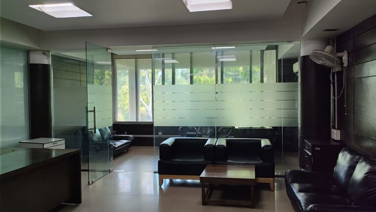 Team Area, sector 17 Commercial Office Space 1700 Sq.Ft. In Sector 17 Chandigarh 10607037