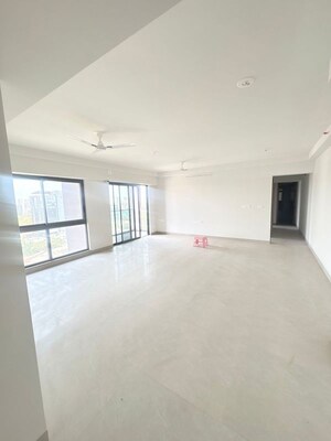 2 BHK Apartment For Rent in Magarpatta City Cosmos, Magarpatta Road