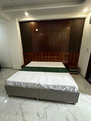 Bedroom in Studio Builder Floor at Sector 52 – for Rent