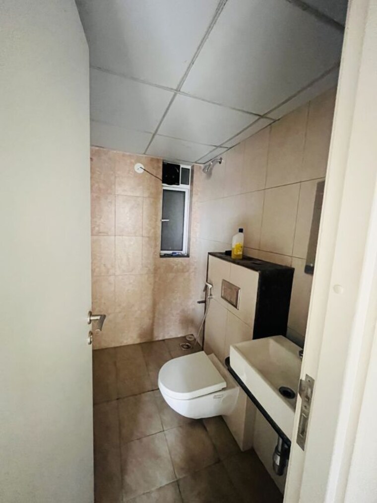 Bathroom, godrej-green-vistas 3 Bedroom 1200 Sq.Ft. Apartment In Mahalunge Pune 10607065