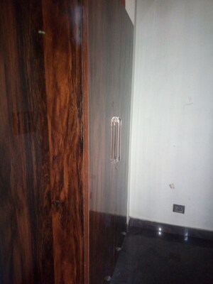 Furnished Amenities in 1 BHK Independent House at Alpha Ii Greater Noida – for Rent