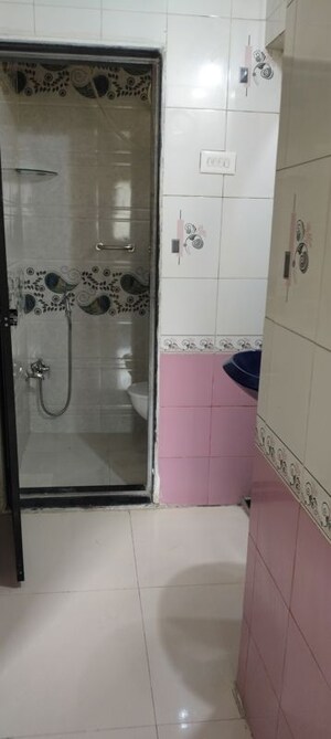 Bathroom in 1 BHK Apartment at Seawoods – for Rent
